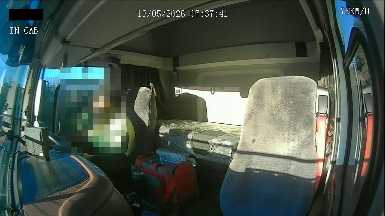 In-cab overview — driver position monitoring, 73 km/h